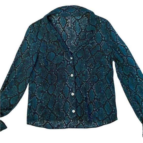 Zara TRF Collection Women’s Green Snake Print Blouse Size S Long Sleeves Career - Picture 2 of 13